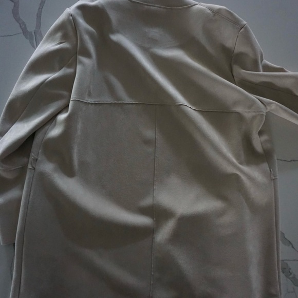 H&M Tan faux micro suede modern trench - Picture 4 of 4